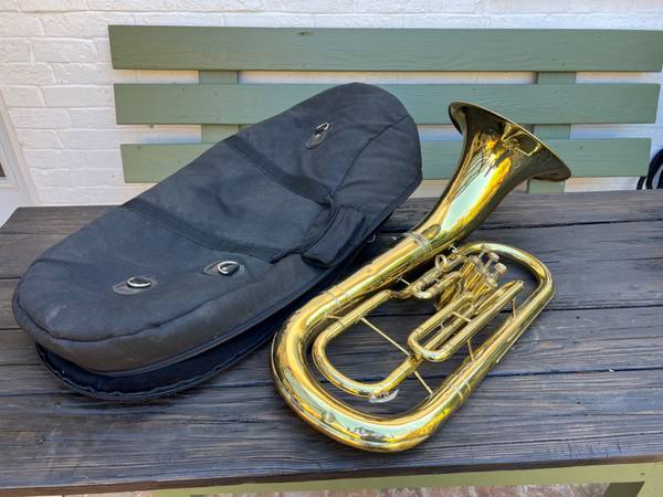 Conn Elkhart USA Euphonium 3 Valve with case (for parts/repairs) 1