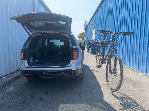 Thule Apex Away 4 Bike Rack 1
