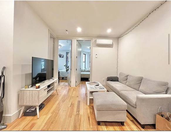 $3,000 / 2br - Nice 2 bed in bushwick (Bushwick)63816575814273121
