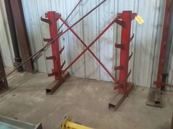 Small Double sided Cantilever Rack 1