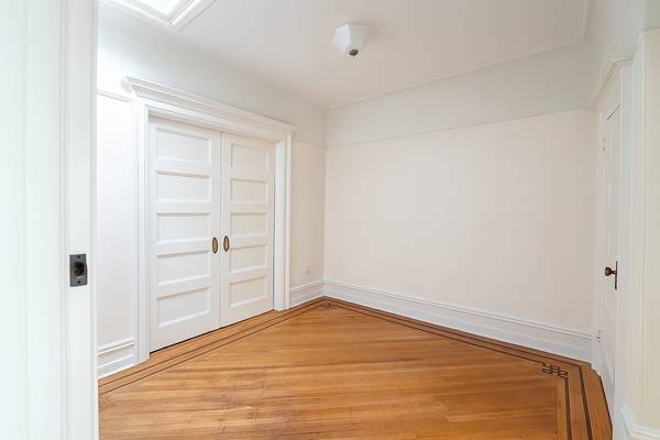 $4,400 / 2br - 1200ft2 - 2 Bed + Office 1200 sq ft Brownstone near Brower Park in Crown Heights (Crown Heights)64033456594819122