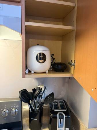 $995.00 / 1br - Queen Suite | 2-car garage, laundry on-site, free wifi63661058097027122