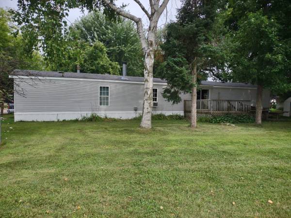 $35,000 / 3br - 2000 Mobile Home (Clintonville)64163332672513121