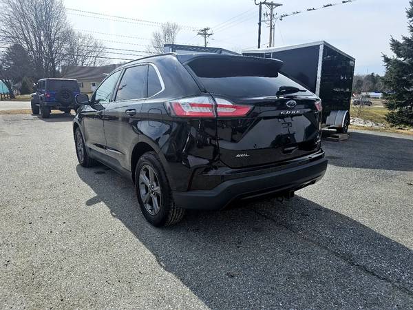 2022 Ford Edge SEL AWD - $24,900 (Derby)63622593935489123