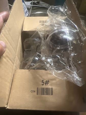 Mini globe’s refillable 1