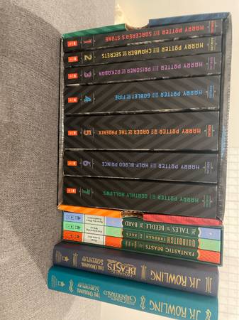 Harry potter 20th anniversary edition set + hogwarts library + fantastic beasts 1