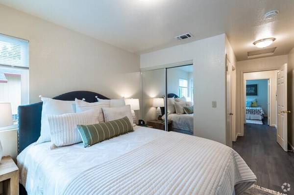 $2,249 / 2br - 900ft2 - Pet Friendly, Light-filled Rooms, Spacious Layouts (santa rosa)63850426268931121
