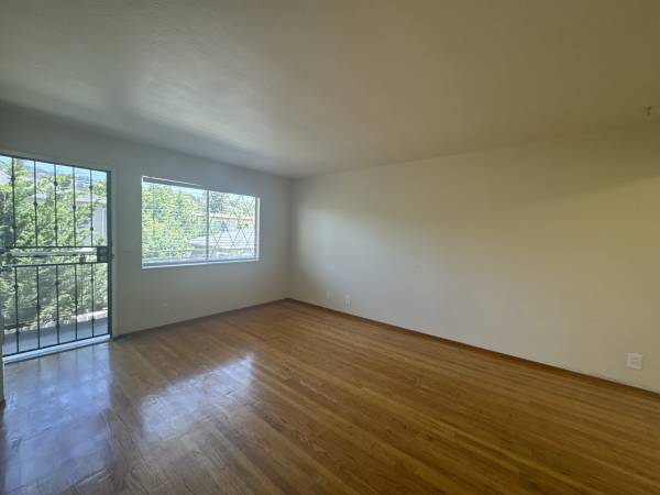 $1,750 / 1br - 750ft2 - Hermoso departamento de 1 habitación y 1 baño, remodelado con gusto- 3743 (oakland lake merritt / grand)63695859176707120