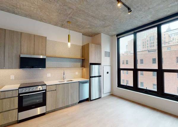 $2,320 / 1br - UPDATED River North Convertible One Bed w/ Rooftop Pool & Lounge (River North)63960149194754122