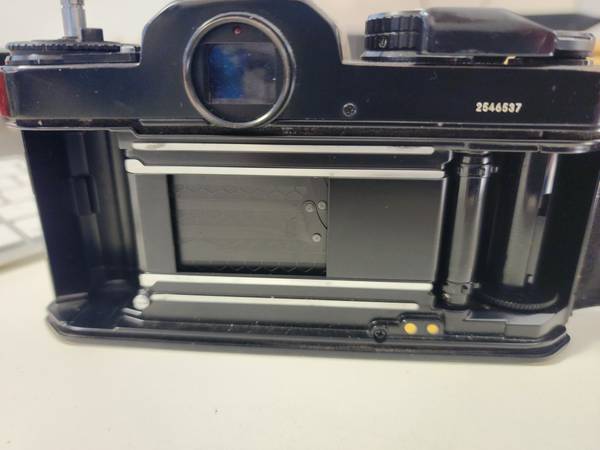 Nikon FE2 黒 Nikon FE2 Camera - Black, Reskinned | Blue Moon Camera