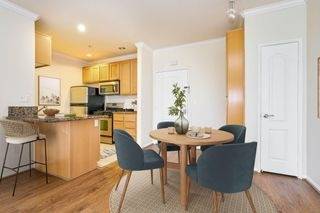 $2,579 / 2br - 985ft2 - EV Chargers, Soothing Spa, 2 bedroom (1221 W. 3rd St., Los Angeles, CA)63998154358275123