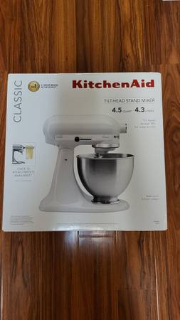 KitchenAid mixer 1
