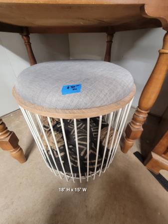 Foot rest w storage 1