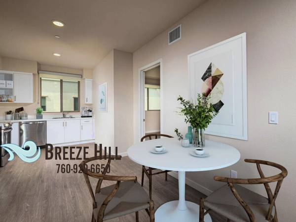 Beautiful 1 Bed Apt - Package Receiving & Modern Fitness Center 1