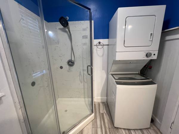 $2,200 / 2br - 700ft2 - Oakland new Chinatown 5th Ave new remodeled 2 bed 1 bath  with washer (oakland east)63965991267715122