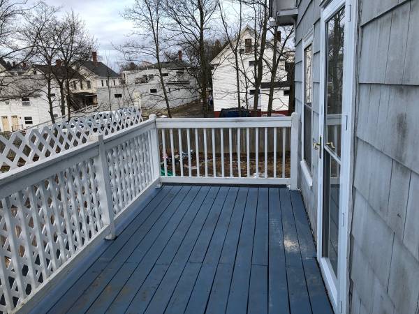 $2,375 / 2br - 2br/1ba close to downtown (Dover)63931924410114121