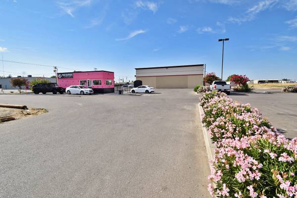 $1,550 / 1000ft2 - Crows Landing Rd, Modesto - Espacios comerciales en alquiler - 1,000 y 1,500 pies cuadrados (Modesto, CA)63762960915201122