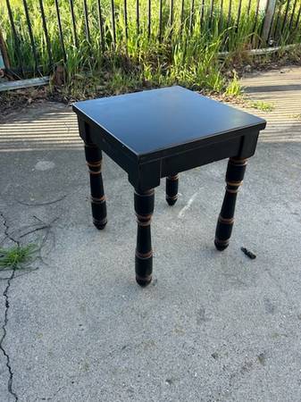 End table 1