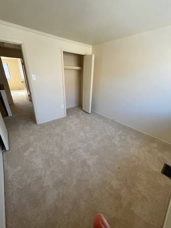$900 / 4br - 100ft2 - Habitación amplia y tranquila en hermosa casa adosada (Columbia)63694447195651120