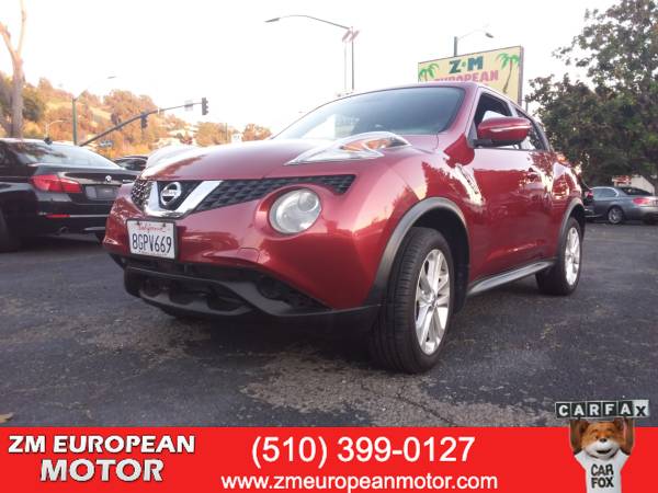 2015 Nissan Juke  S  SUV 1