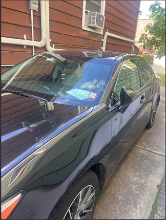 2016 Lexus ES350 (No Accidents) - $13,500 (The Bronx, NY)63617982363395123
