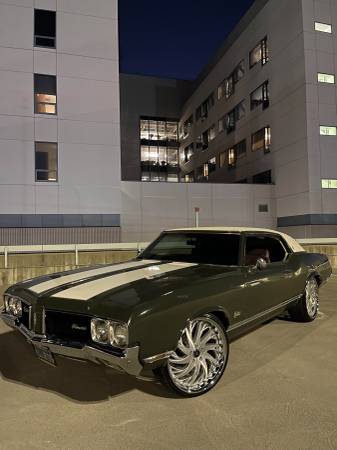 1970 Cutlass supreme 1