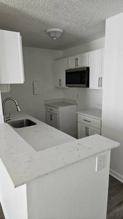 $995 / 2br - 886ft2 - Move In Ready Unit! Available Now! (New Orleans)63881895629443124