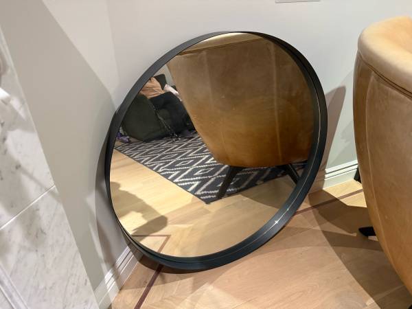 Large Bludot Hoopla mirror 1