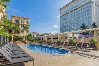 $2,599 / 2br - 984ft2 - Fax and Copy Room, Closet Organizers, 24-Hour Doorman (909 W. Temple St., Los Angeles, CA)63998005297923123