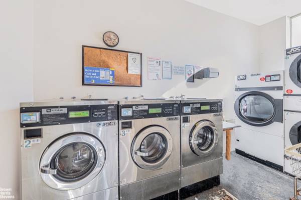 $950 / 1br - 1 BED/1 BATH (Bronx)64033632981890122
