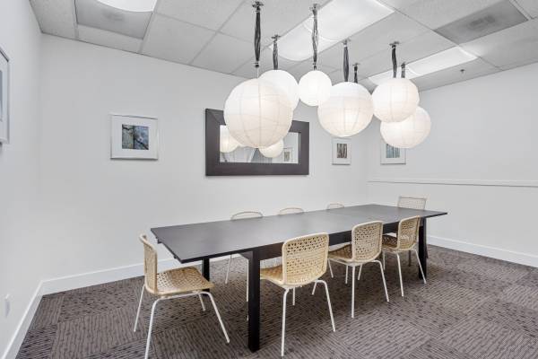 $625 / 250ft2 - Full service office space's | 24-G | Heart of Windsor (healdsburg / windsor)63686103583107124