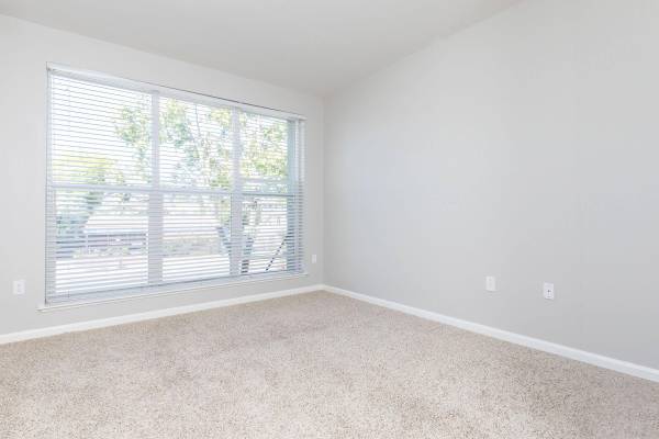 $2,840 / 2br - 1075ft2 - On-call Maintenance, Views Available, Gated Access (albany / el cerrito)63940543451906122