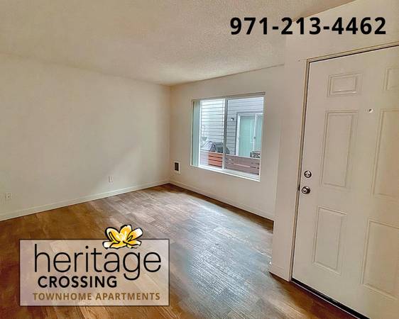 $1,725 / 2br - TOUR NOW & SAVE - WAIVED APP FEE + Thriving Local Businesses (Milwaukie Heights)63914740304258120