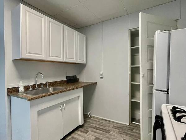 $1,250 / 1br - 750ft2 - 231 south millvale (Bloomfield)64013368811522121