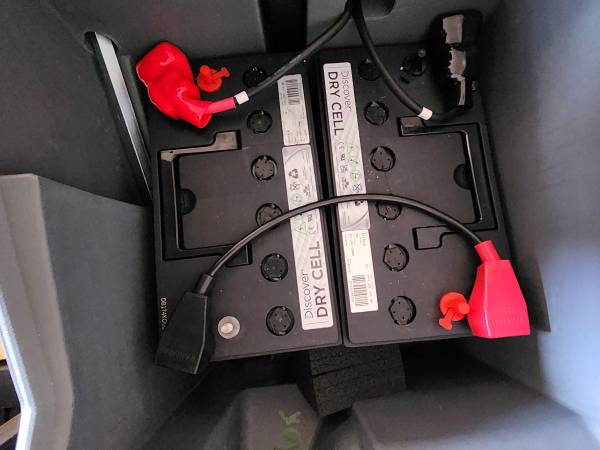 como nuevo 20" auto-lavadora Profesionalmente Limpia Tus Pisos de la Tienda - $1.900 (east peoria)62969134189441123