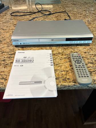 Toshiba SD3950SU DVD video player 1