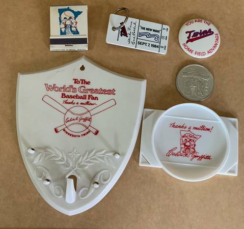 Older Minnesota Twins Items 1