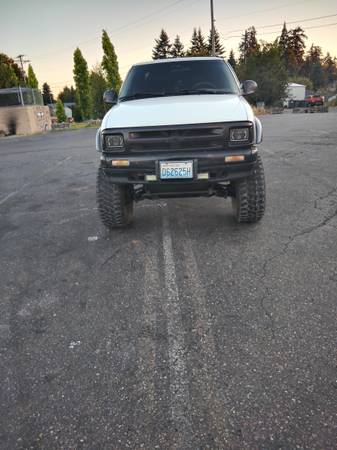 2001 Chevy S10 extended cab pickup 4x4 - $4,20063624422322561121