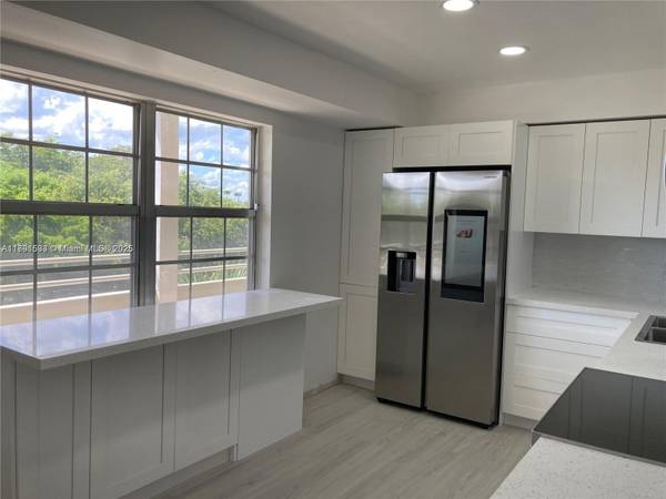 $2,500 / 3br - 1620ft2 - 3 bed and 2.5 bath Condo (Pompano Beach)64051007257729120