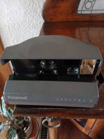 VINTAGE POLAROID SPECTRA 2 1