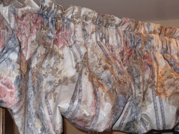 84" Floral Decorative Window Valance with steel frame 1