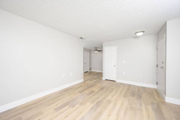 $2,285 / 1br - 788ft2 - Ceiling Fan, Bike Score: 51, Monitored Parking Patrol63800474478979123