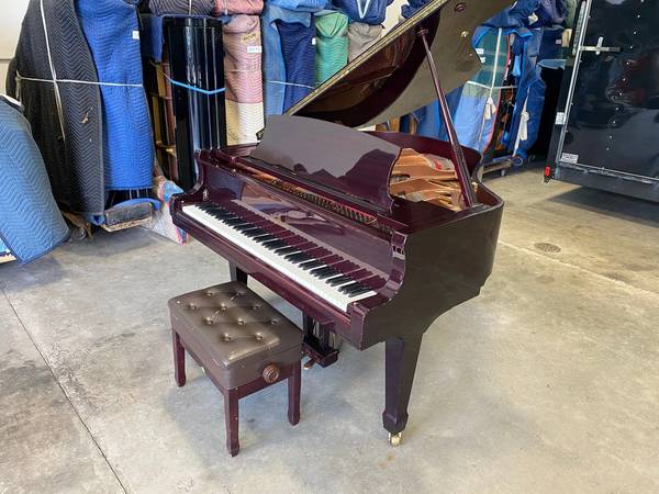 Young Chang Baby Grand Piano (Free Delivery) 1