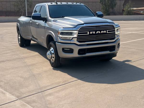 2020 Dodge ram 3500 Laramie 4x4 1