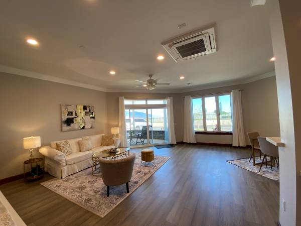 $5,000 / 2br - 1800ft2 - Adosado nuevo al otro lado de la playa con vistas al océano (Kihei)63686673169153120