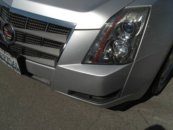 2009 Cadillac CTS, único dueño, 72 mil millas. Todo como nuevo, neumáticos, sistema Bose, tracción trasera - $7,699 (Escondido)63470055416835122