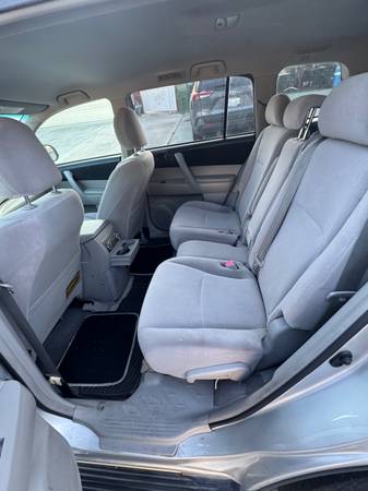 For Sale 2009 Toyota HighlanderSport Utility 4D - $8,000 (santa clara)63654702013059122