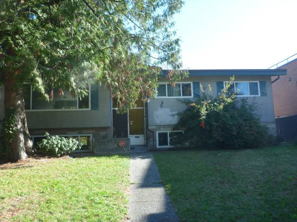 5 Bedroom House in Vancouver 1