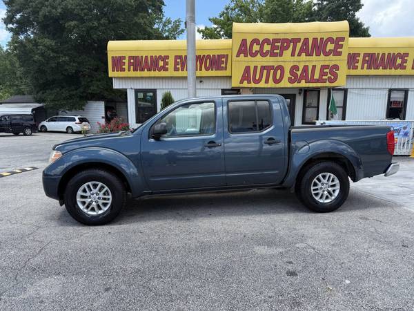 2014 *Nissan* *Frontier *2WD Cabina Doble SWB Automático Desert - $1,500 (3044 E Peachtree Street | Lithia Springs, GA 30122)63620736894723123