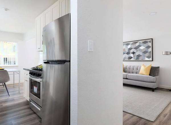 $2,295 / 2br - GET 1 MTH FREE - 2B - Close to Dog Park - Beautifully Landscaped (santa rosa)63799516529795123